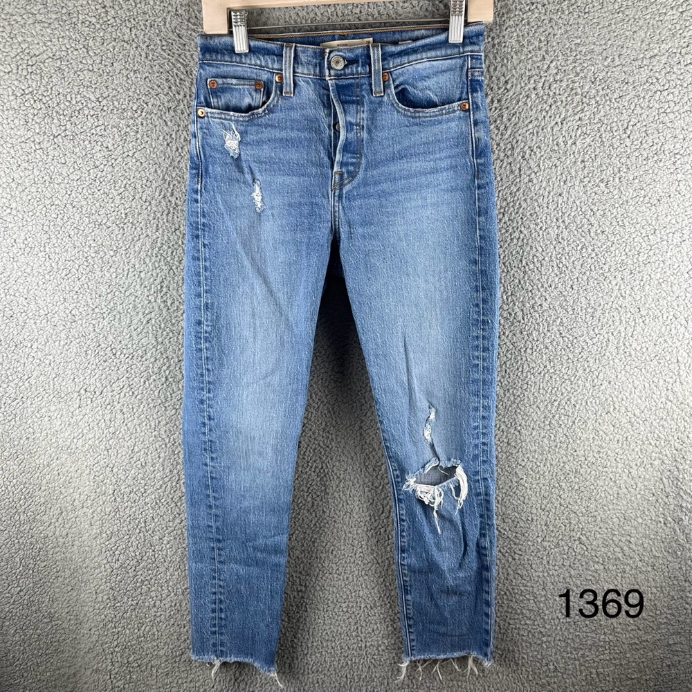 Levi’s‎ Premium Wedgie Straight Button Fly Light Wash Raw Hem Blue Jeans Size 26